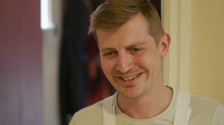 UCLan Acting - Moonlighting - Christopher Everett ...