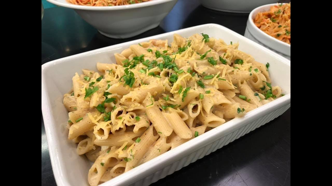 حلقة سنة أولي جواز | طريقة عمل أحلي مكرونة بالصوص الأبيض ... من غير كريمة ! | الشيف سارة عبد السلام