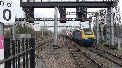 Mixed HST, Class 91 and Class 90 Test Train passing Bedford