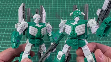 Transformers BBB Troop Builder Multipack G2 Universe Cybertronian Trooper (Robot mode to Alt mode)