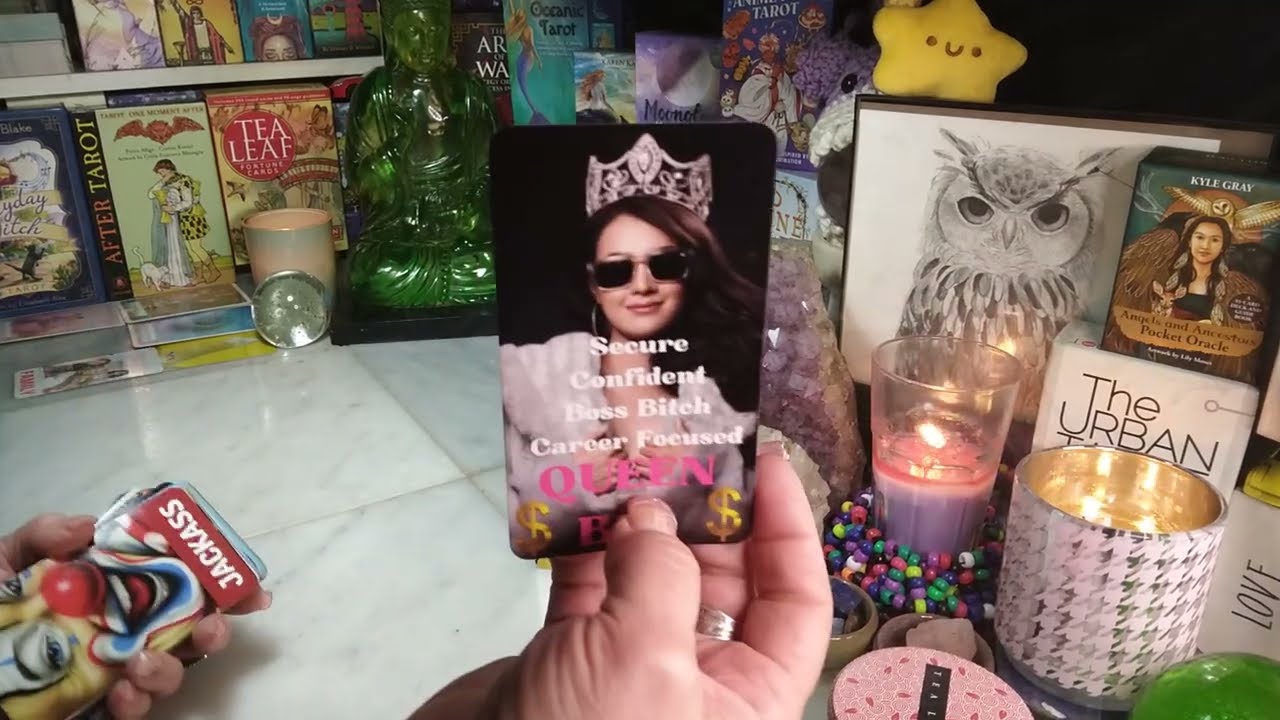 ВОДОЛЕЙ Приготовьтесь к тому, что этот решительный человек, который положил на вас глаз, сделает ...