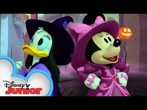 Spooky Side | Mickey's Tale of Two Witches | @Disney Junior