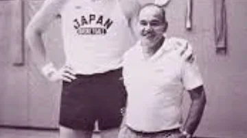 Qual è il giocatore di basket più basso?