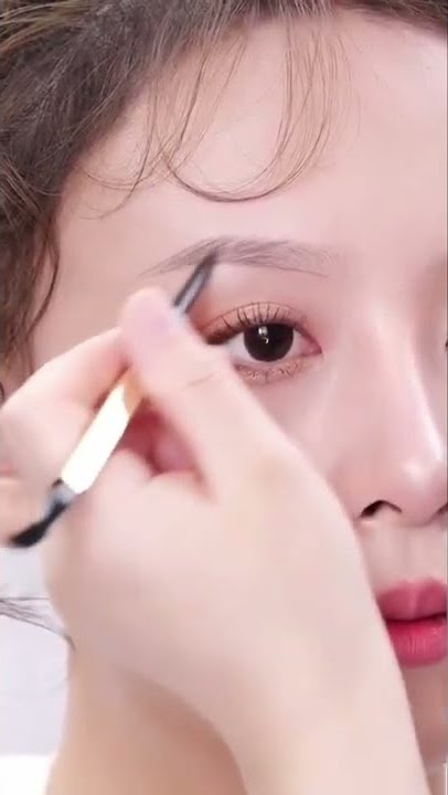 Sangat Mudah! Cara Membuat Alis Natural Ala Wanita Korea #shorts #shortvideo
