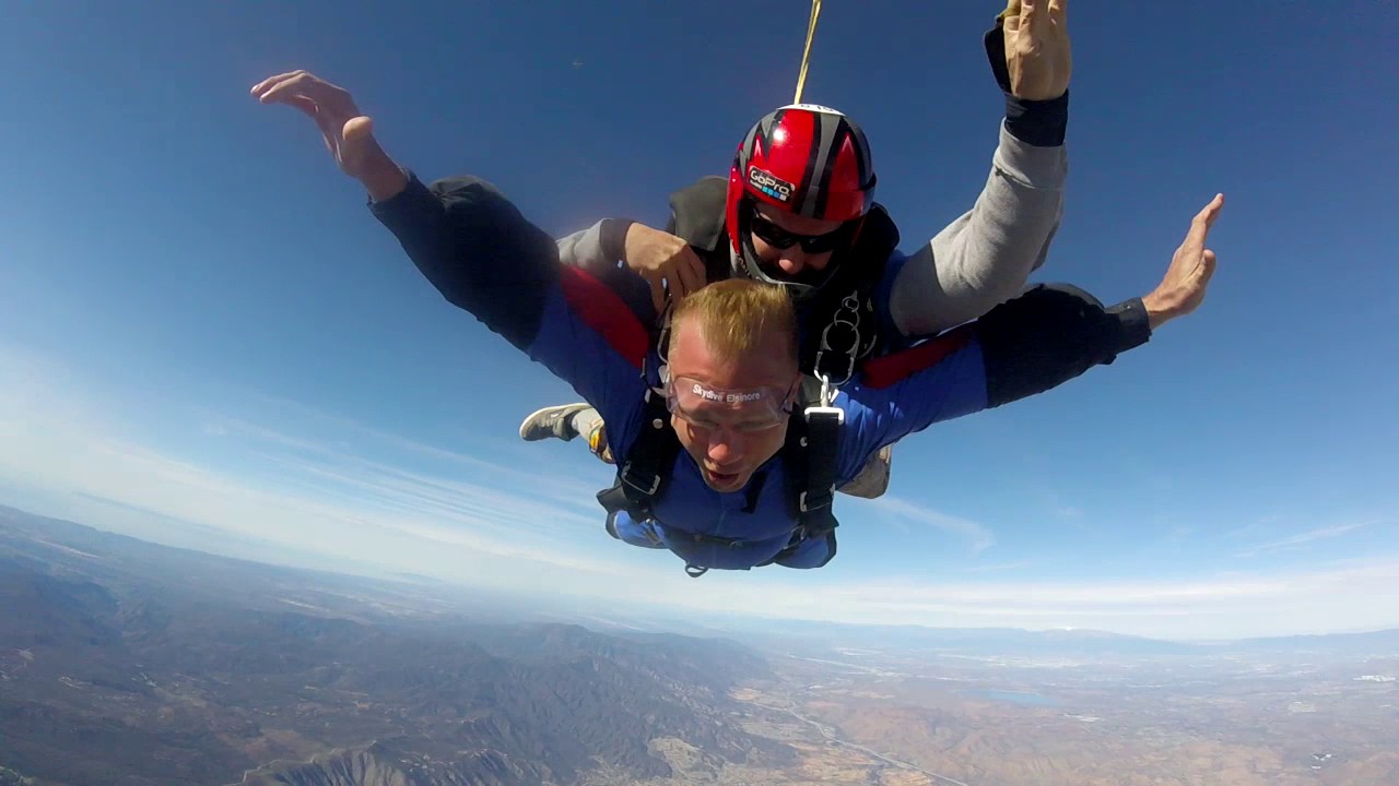 Chris Urguhart Tandem Skydiving At Skydive Elsinore YouTube