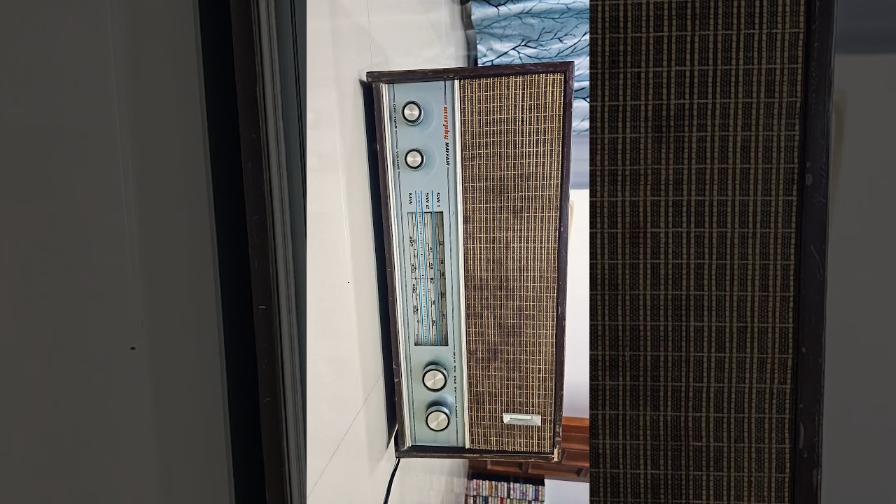 Murphy Mayfair valve radio old is gold vintage radio 1970 s  💯💯 working condition 9023321435