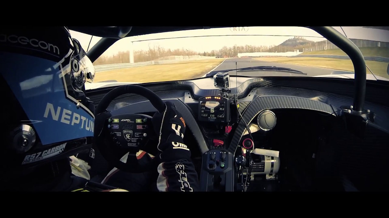 Preview Racing season 2017