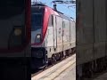 L'arrivo alla stazione di Livorno Centrale dell' MRS 56324 Fiorentina di Piombino - Bologna S. D.