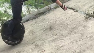 King Song 18 XL Extreme E-Unicycle - Steep Slope Climb Test - Smartwheel