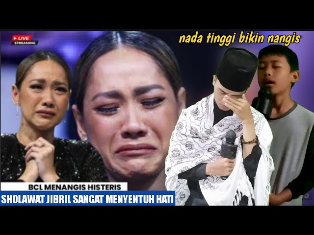 VIRAL  ! BIKIN SEMUA JURI MENANGIS 😭SHOLAWAT JIBRIL DUA PEMUDA SUARA TINGGI BIKIN JURI NANGIS class=