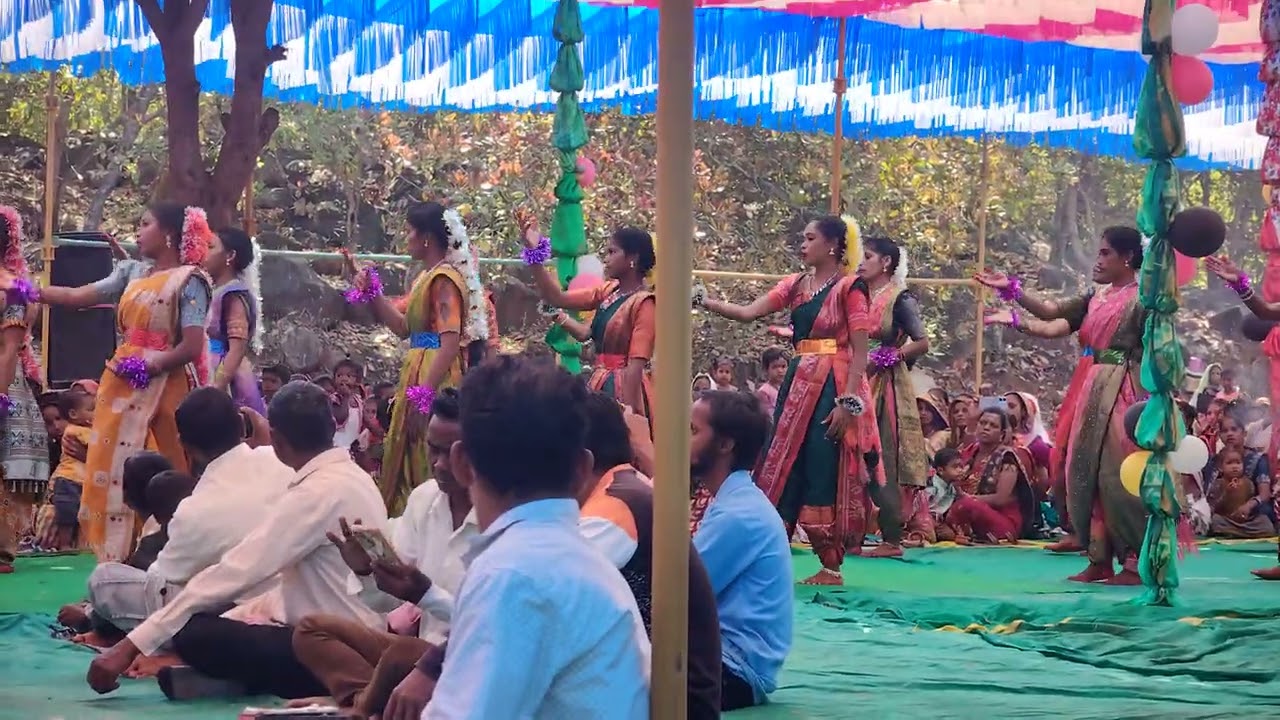 Entrance song dance (At-Tolona)