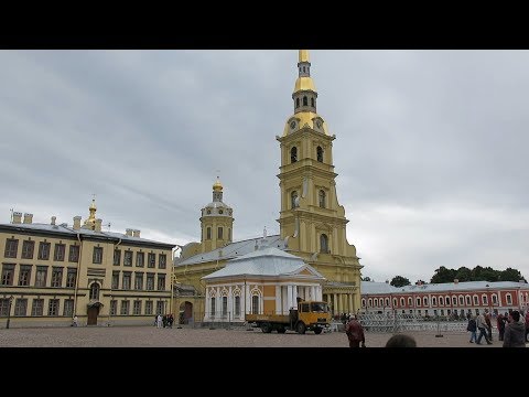 Video: Cum Se Cultivă Salcâm Alb Lângă Sankt Petersburg