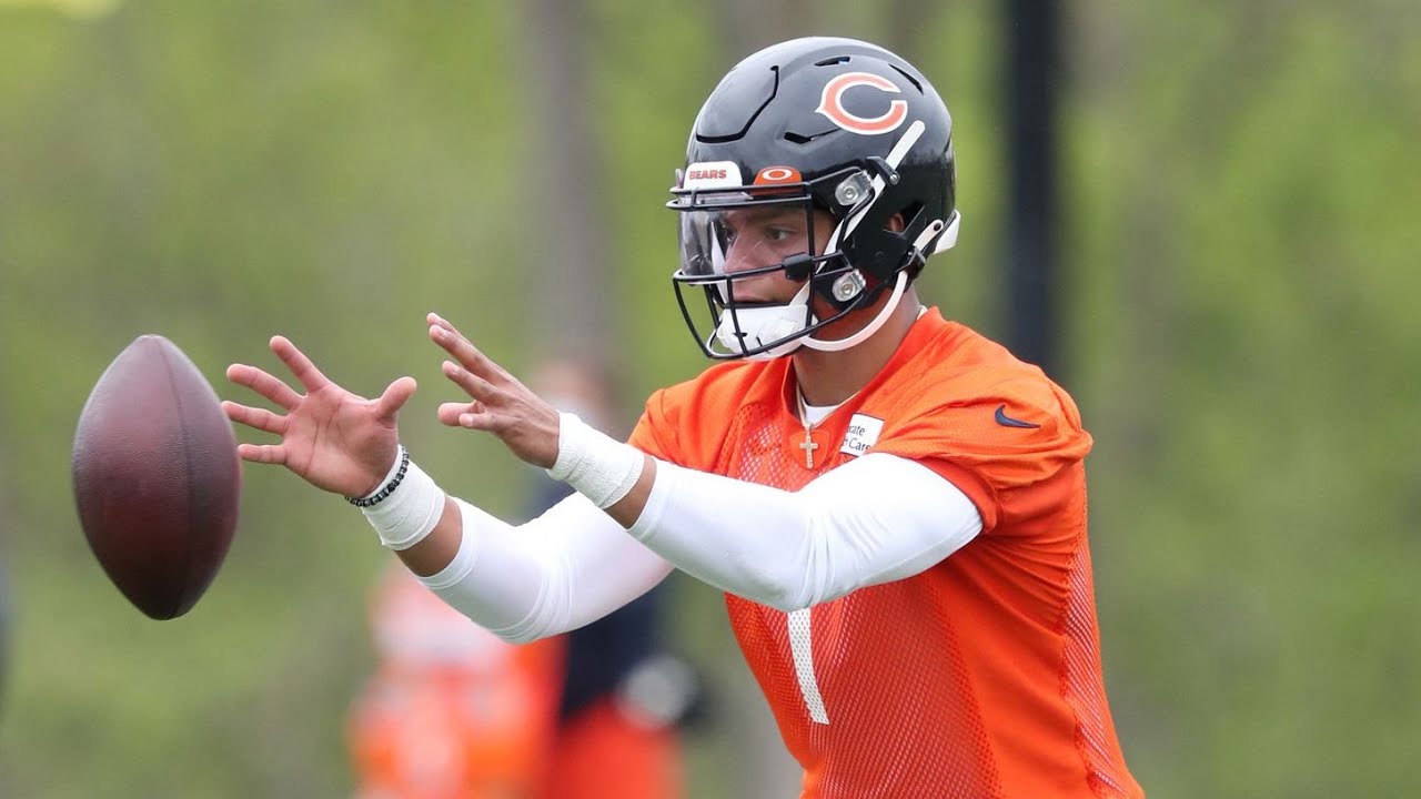 Is Justin Fields the real deal? A Chicago Bears rookie camp assessment.