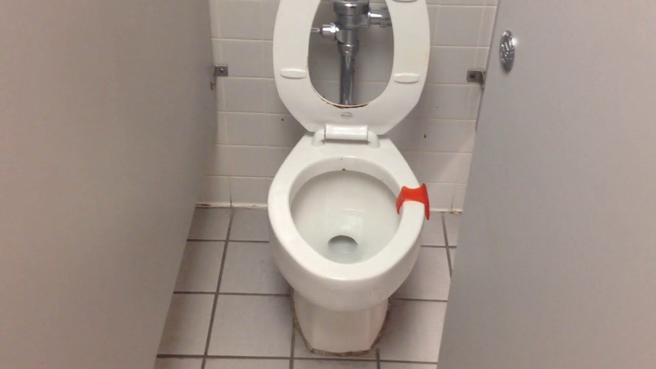 Awesome 80's AS Maderavintage Office Depot restrooms full shoot 90's