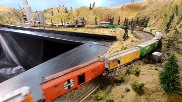 Tehachapi loop, Caliente, Cable, Monolith, Bealville and Rosamond on 4HCDs in N scale