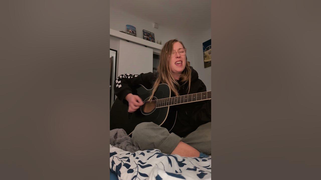 Lola Young - Messy acoustic cover - will post more :-p #lolayoung #messy #acousticcover