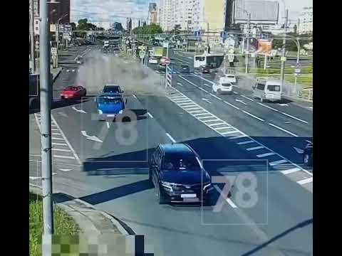 Массовое ДТП в Санкт-Петербурге на проспекте Славы 03.06.2023