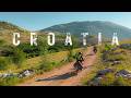 Szene aus dem Motorrad-Reisevideo „Riding Croatia on the Trans Euro Trail | From Rain to Sunshine" in Kroatien – Bild 3 von 3