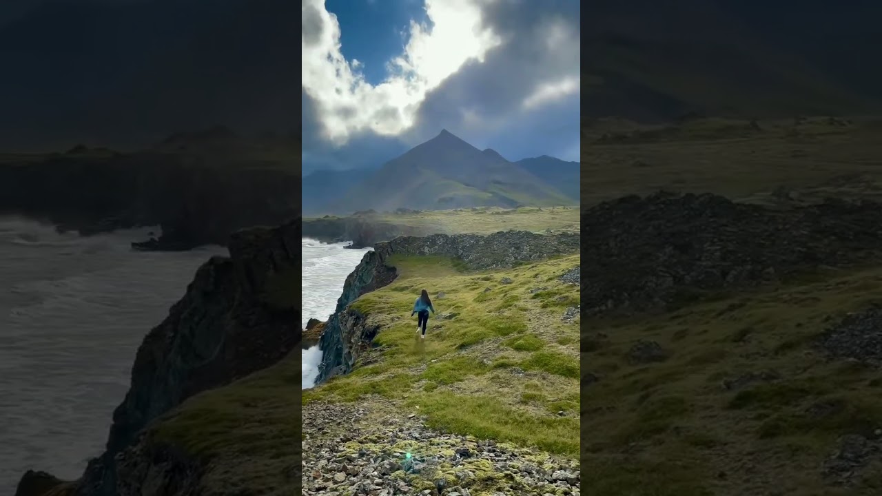 📍 Iceland📷 Courtesy @jasonmengvisuals