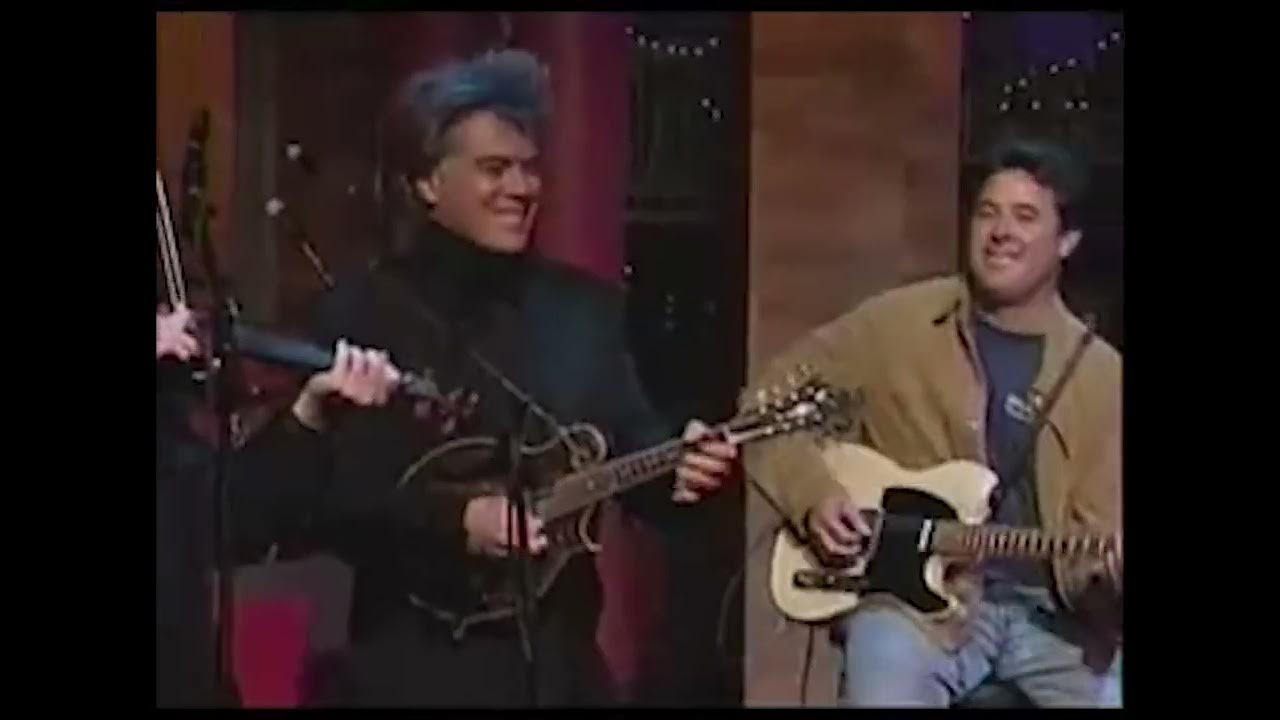 Earl Scruggs & Steve Martin - Foggy Mountain Breakdown (Live on Letterman) Earl Scruggs & Steve Martin - Foggy Mountain Breakdown (Live on Letterman)