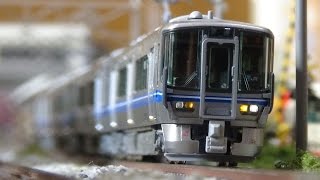 Nゲージ KATO 521系(2次車) 走行シーン集 - YouTube