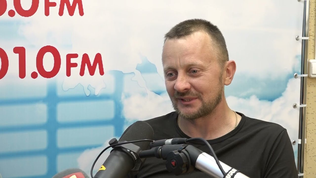 О жизни любителей езды по бездорожью узнали слушатели Авторадио - YouTube