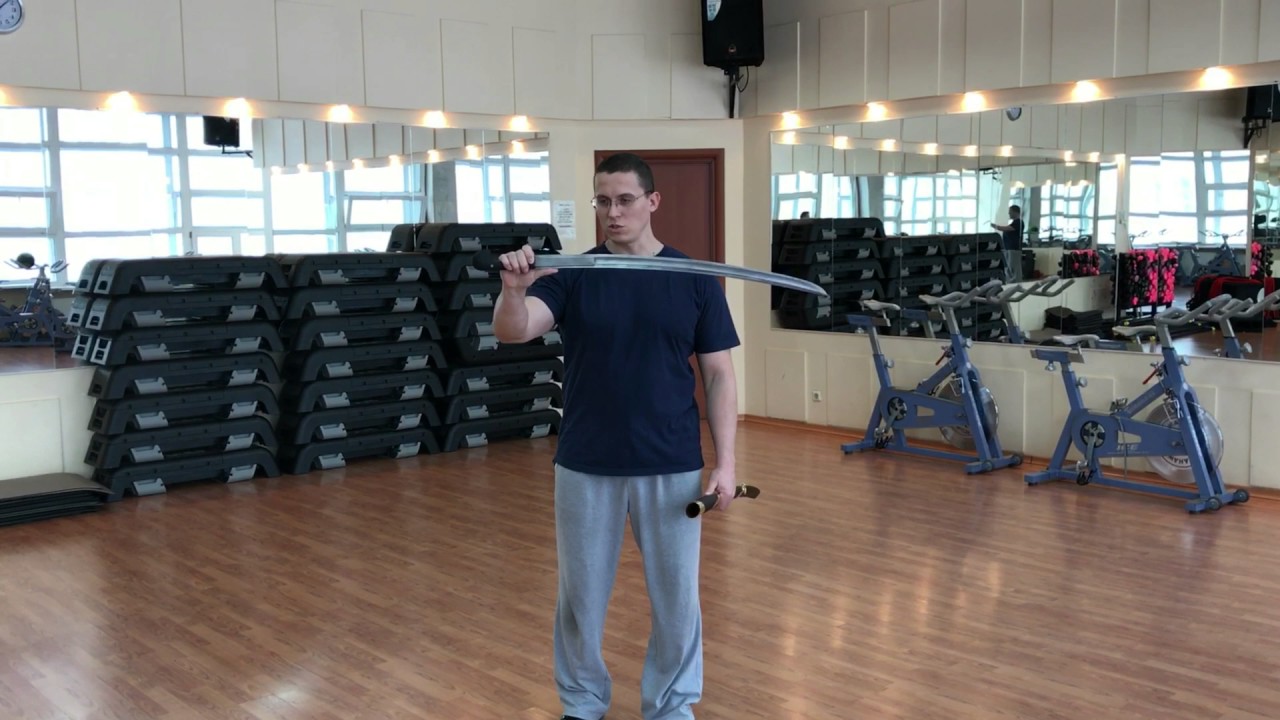 Традиции предков. Работа с шашкой. Игорь Манохин. - YouTube