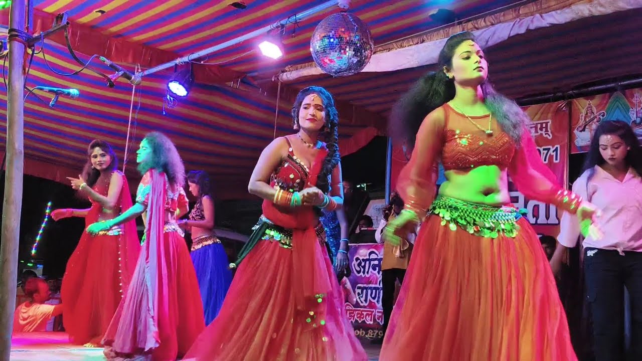 Ahirani Trading song 😍 मी मरी जासू सोडी तू गयी ये💔🎤 बाप्पु जोगी || अनिता राणी अमळनेर कर तमाशा 2025