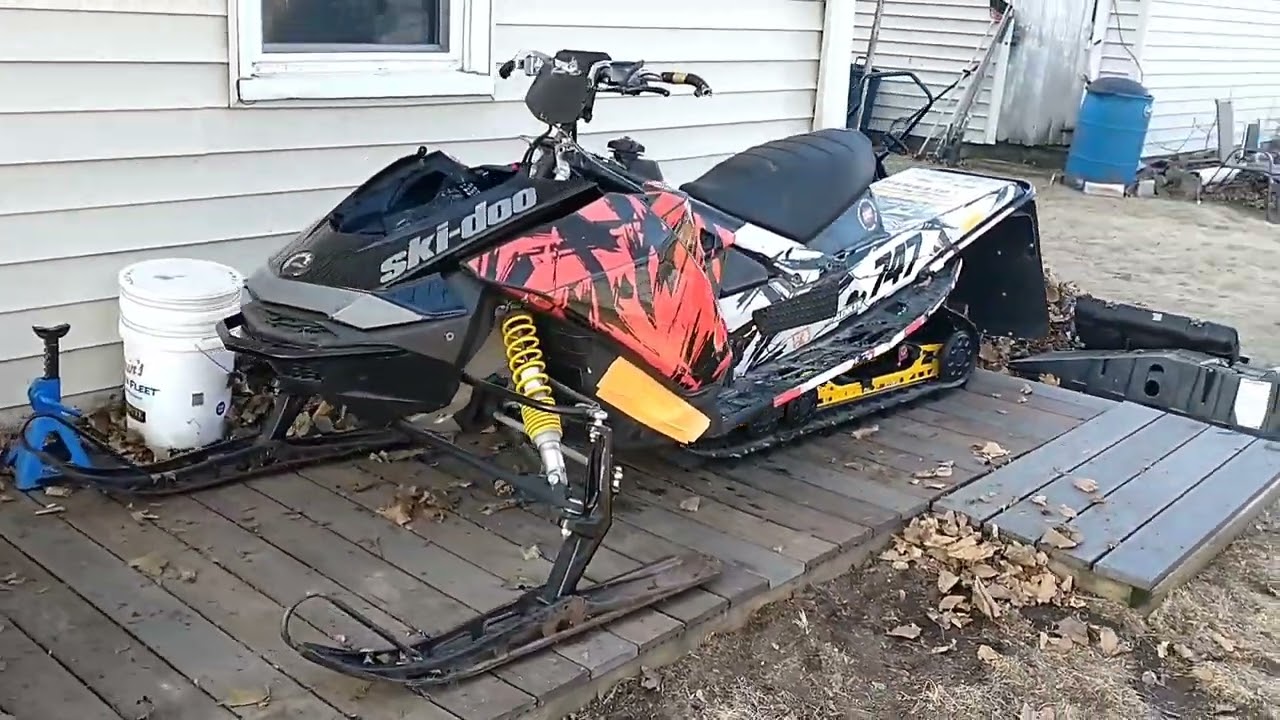 Two Stroke Chassis - Leopard/KAR-1