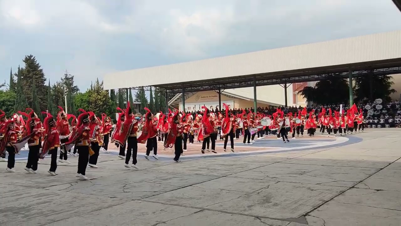 Fuego Azteca Marching Band - Presentación CEM 5 de Mayo.
