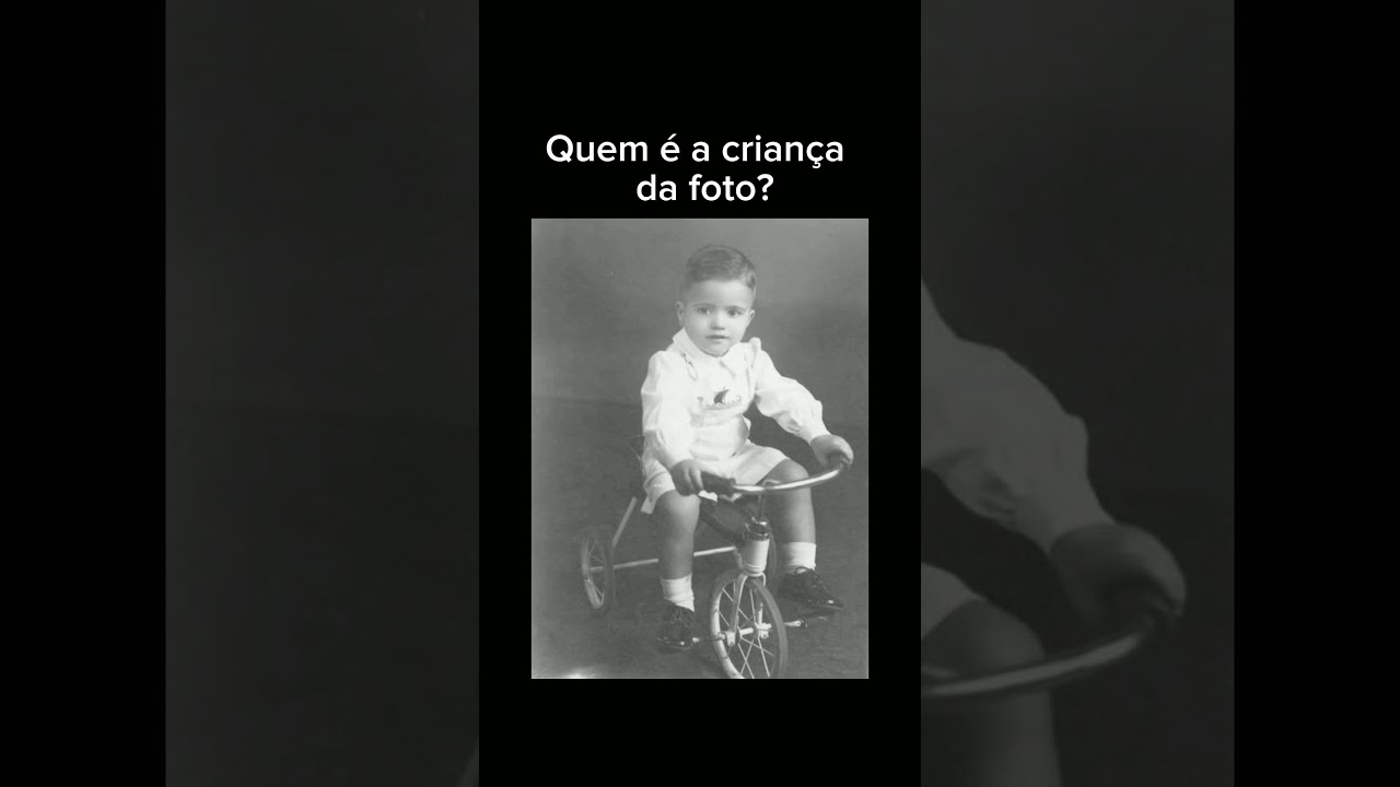 Quem é a criança da foto? 