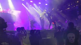 Machine Gun Kelly, Travis Barker, Iann Dior - nothing inside (live)