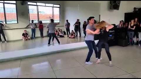 Diego Silva e Rose Silveira - improviso de zouk