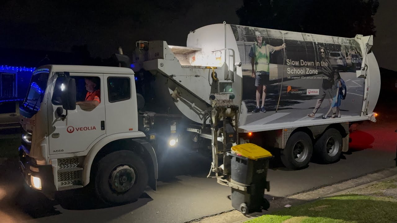 Penrith Recycling 937 - Late Night Collections | New Years Special