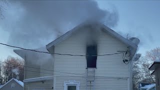 One dog dies in Monday morning fire