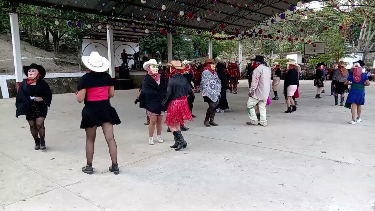 Improvisa2 día martes 