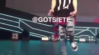 Got7 La Reacción De Mark Cuando Jackson Lo Toca