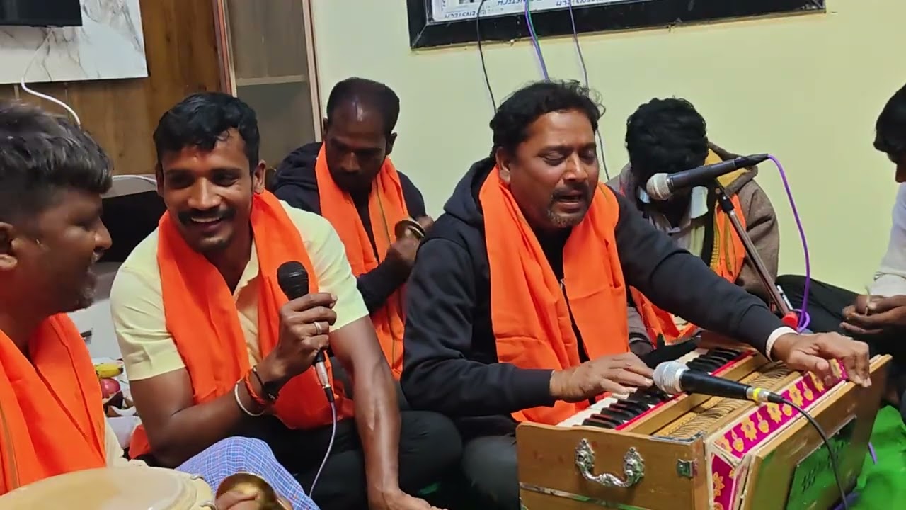 ಮನ ಮುಟ್ಟಿ ಮಡೋ ಭಜನಾ ಒಳಿತಾನ ಸಿದ್ದರಾಮ | Mana Mutti Kannada bhajane song's | ಮುಗಳಕೋಡ ಸಿದ್ದರಾಮೇಶ್ವರ |