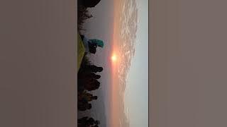 Pertamaa merawanin gunungg.             Liatt apa yang terjadiii!!!