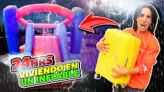 24 HORAS EN BRINCOLÍN INFLABLE EN MEDIO DE UNA *TORMENTA*😰