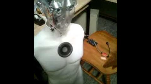 Arduino, vr2 and emic2 robot.