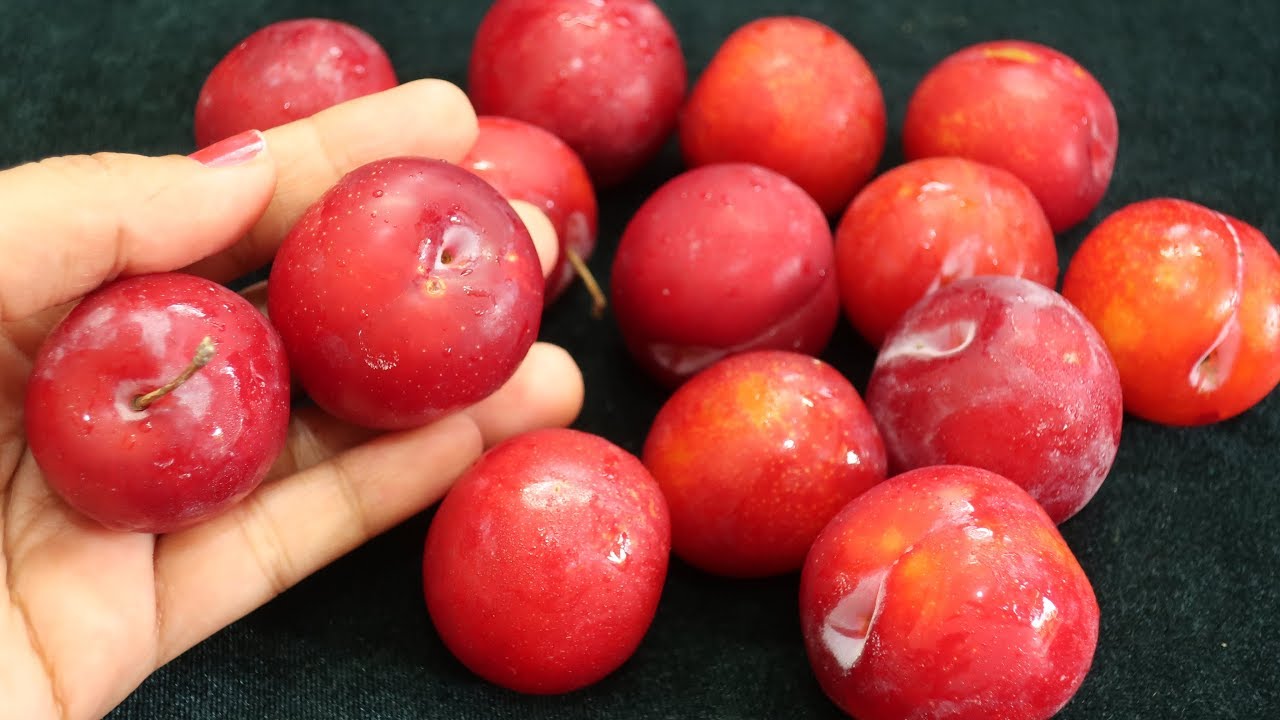 ఆల్బుకారా పండు తింటున్నారా?అయితే వెంటనే ఈ నిజాలను తెలుసుకోకపోతే