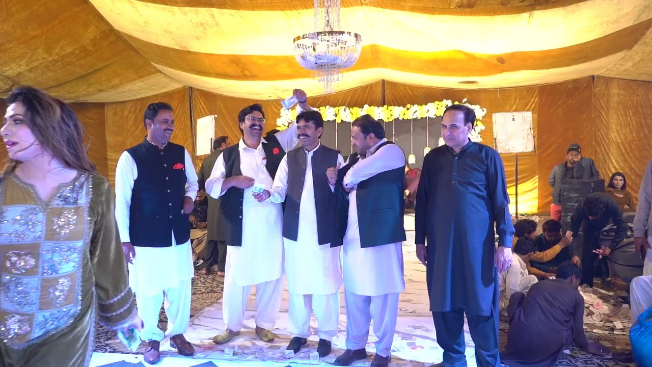 Mehak Malik rat guzardi jandi ay C0158