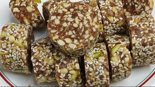 Khajoor roll | Dates and peanut roll | Sugar free recipe