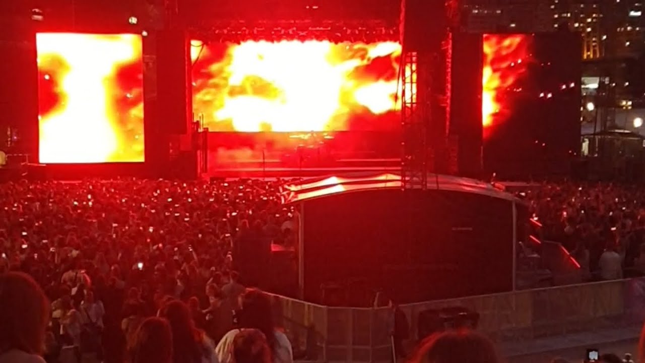 5 Seconds of Summer "Red Desert" Live in Sydney night 2