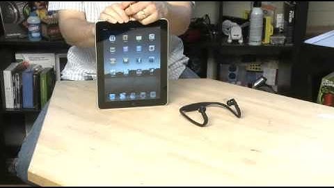 Connecting stereo Bluetooth headsets