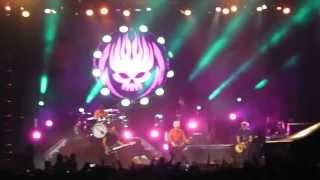 The Offspring - Why Don't You Get A Job (Rimouski 2013)