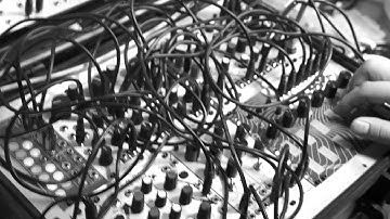 Meng Qi - Two Notes In Parallel