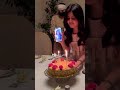 بميلادي قررو ينفخون الشمعه عني