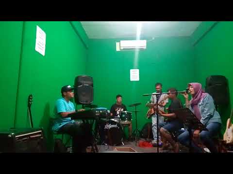 Cover Manusia Bodoh / Ada Band - Lights ON featuring Clarita